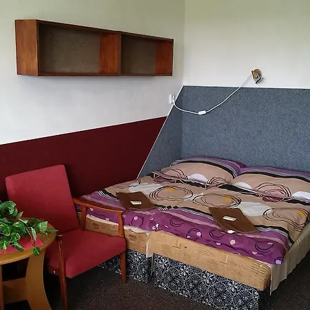 Juniorhotel Roxana فندق روكيتنسي ناد جيزيرو