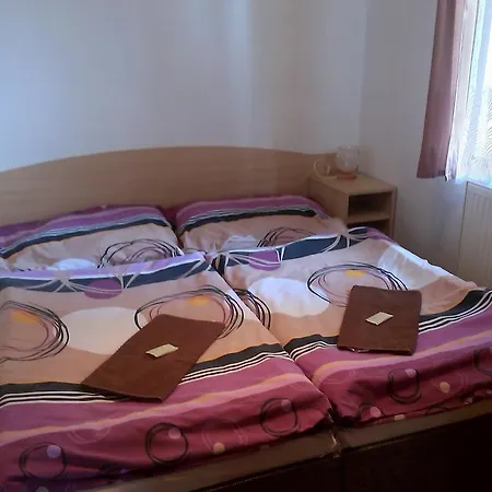 Juniorhotel Roxana روكيتنسي ناد جيزيرو