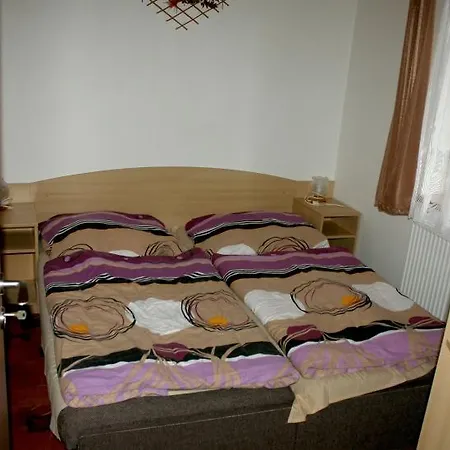 Juniorhotel Roxana فندق 3*
