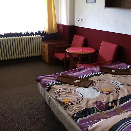Juniorhotel Roxana فندق
